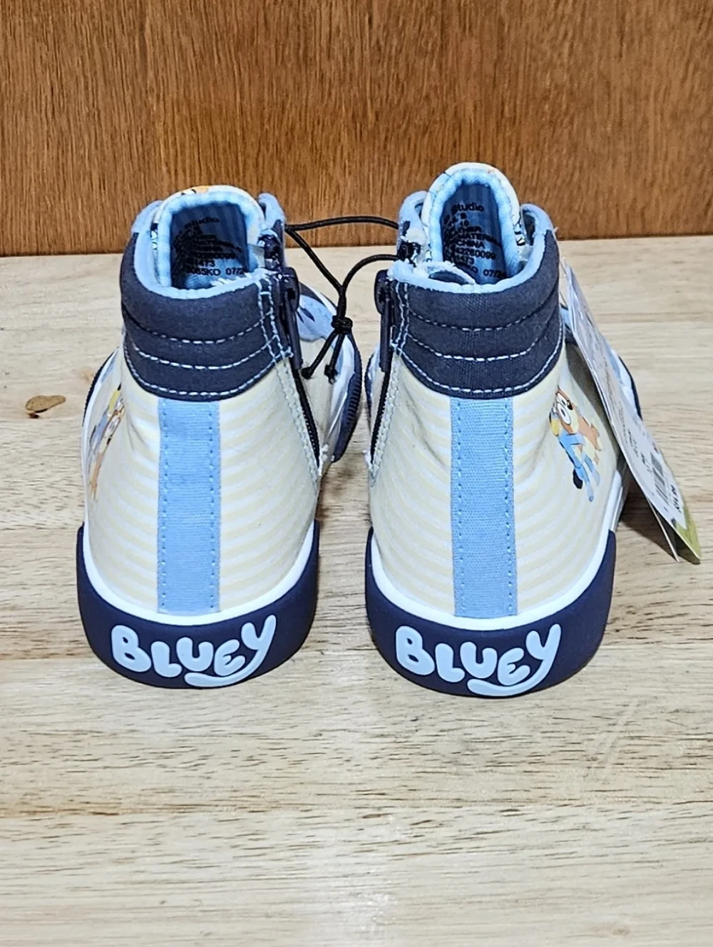 Bluey High-Top Sneakers for Toddlers / Brand New/ Size 10/Licensed Character - Picture 3 of 6